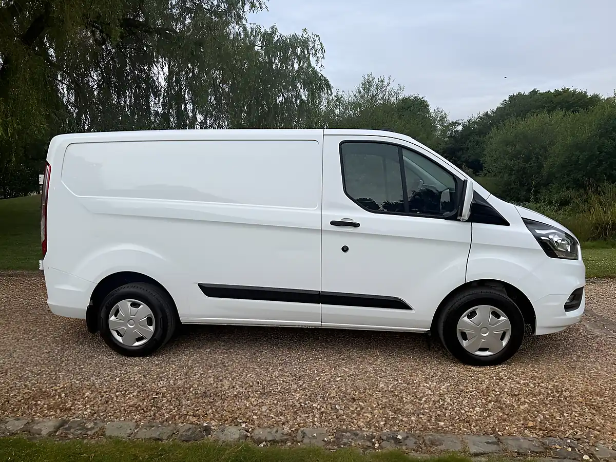 Used 2020 Ford Transit Custom Trend White - Interior and Exterior details 6