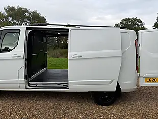 Used 2020 Ford Transit Custom Trend White - Interior and Exterior details 17