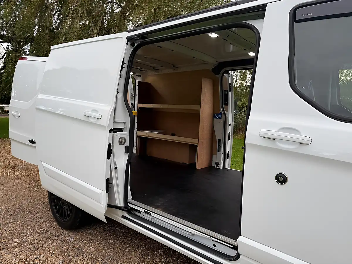 Used 2020 Ford Transit Custom Trend White - Interior and Exterior details 19
