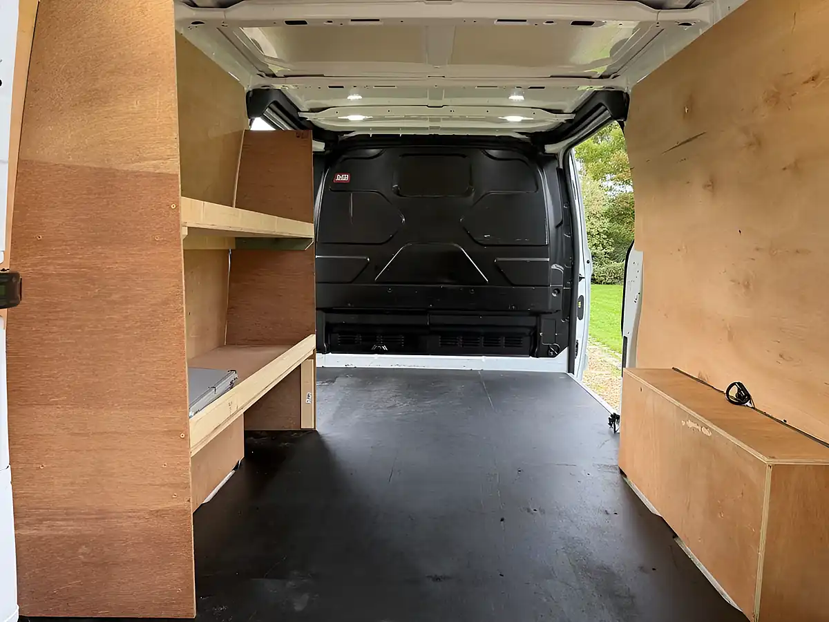 Used 2020 Ford Transit Custom Trend White - Interior and Exterior details 20