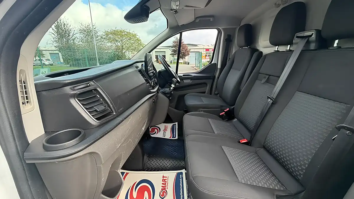 Used 2020 Ford Transit Custom Trend White - Interior and Exterior details 18