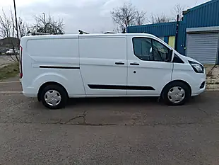Used 2020 Ford Transit Custom Trend White - Interior and Exterior details 6