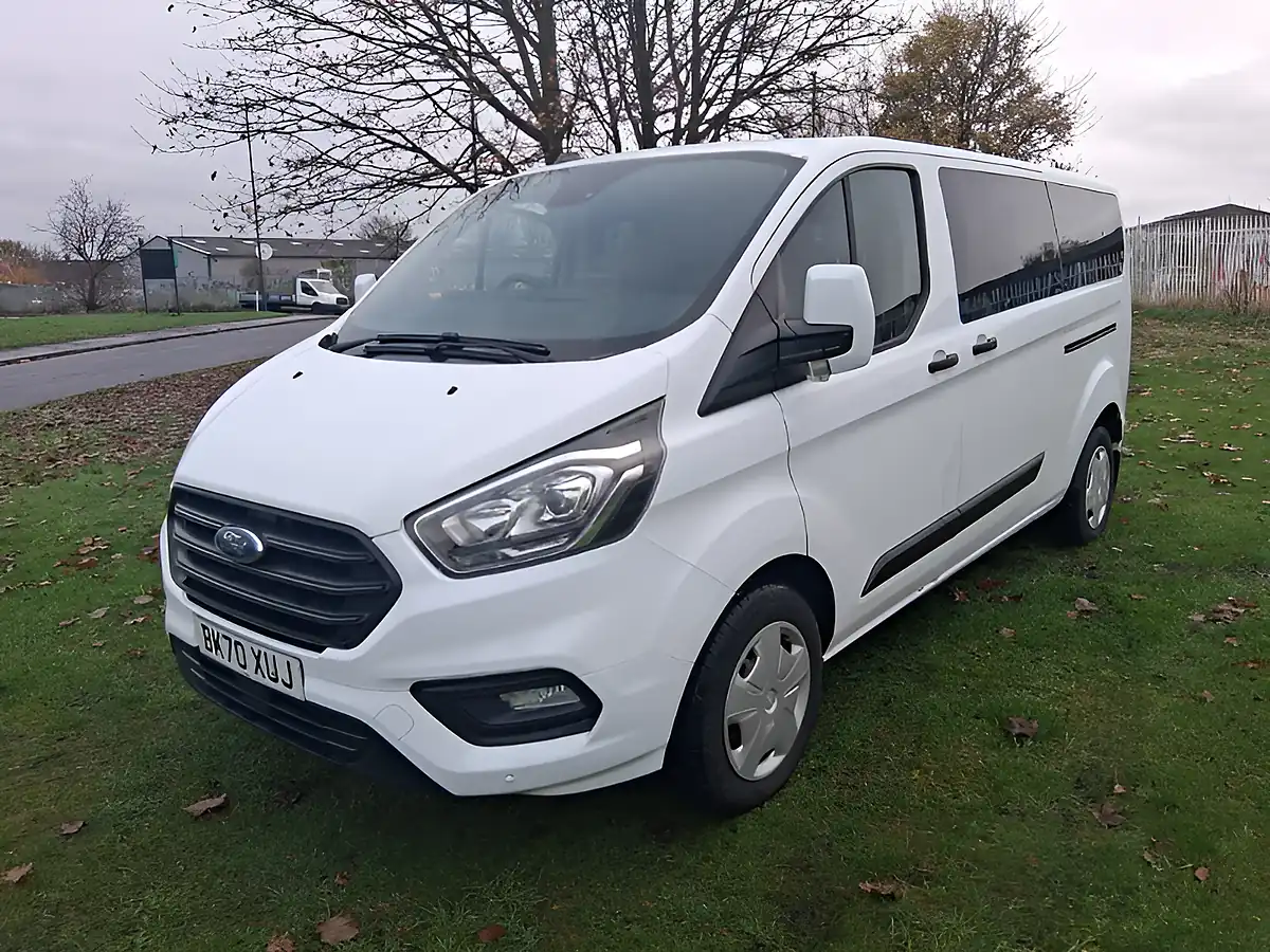 Used 2020 Ford Transit Custom Trend White - Front View