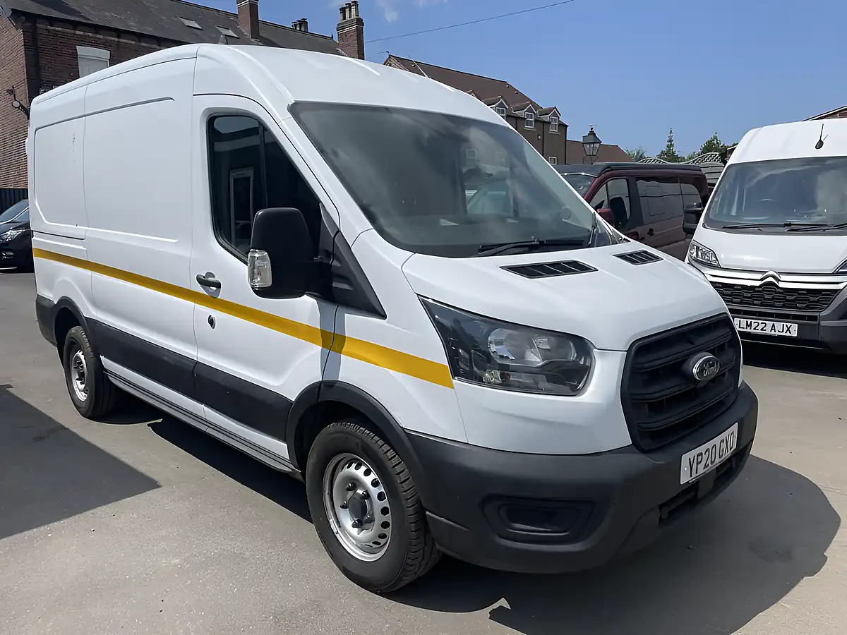 Used 2020 Ford Transit Leader L2H2 White - Front View