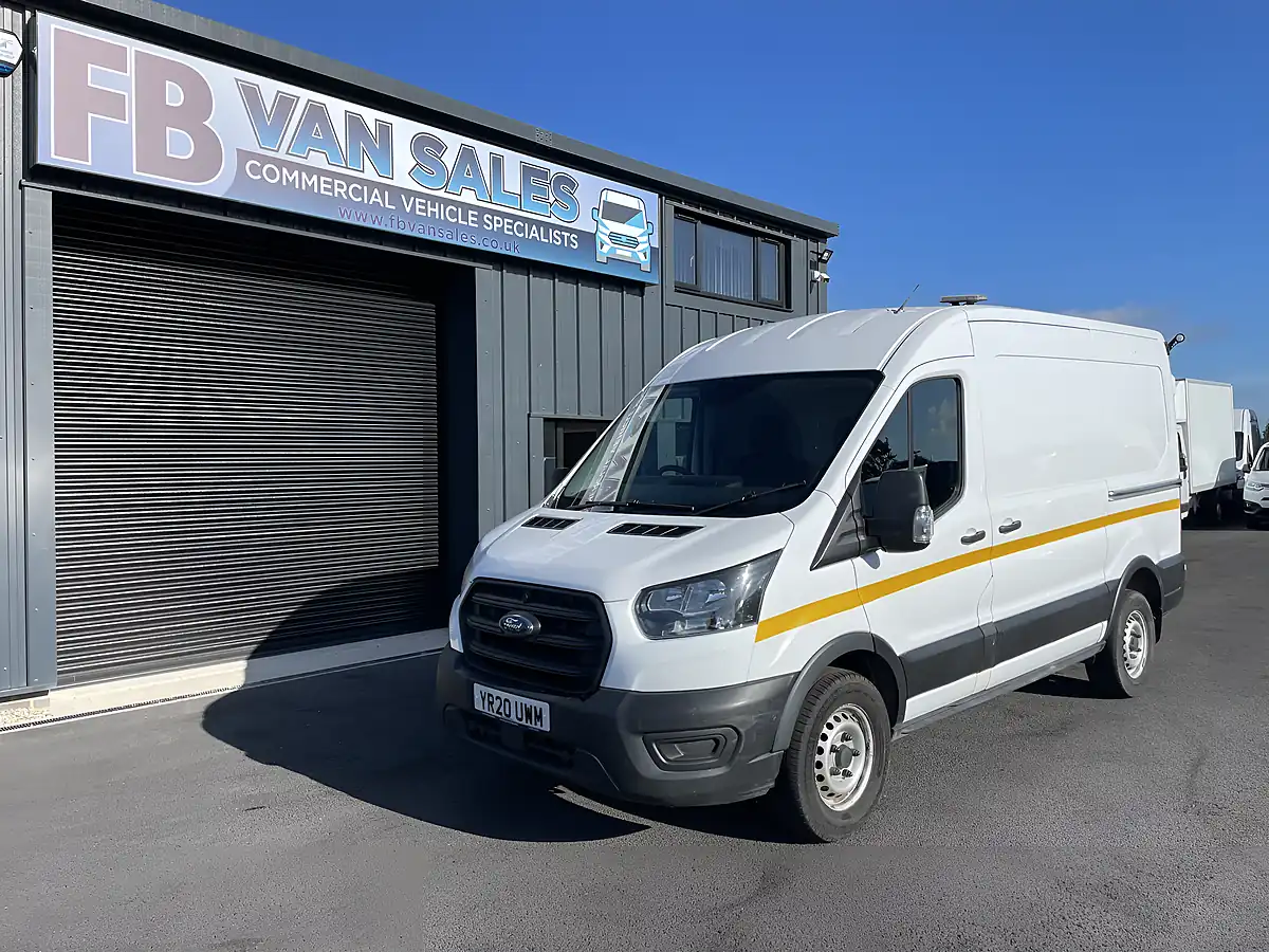Used 2020 Ford Transit Leader L2H2 White - Front View