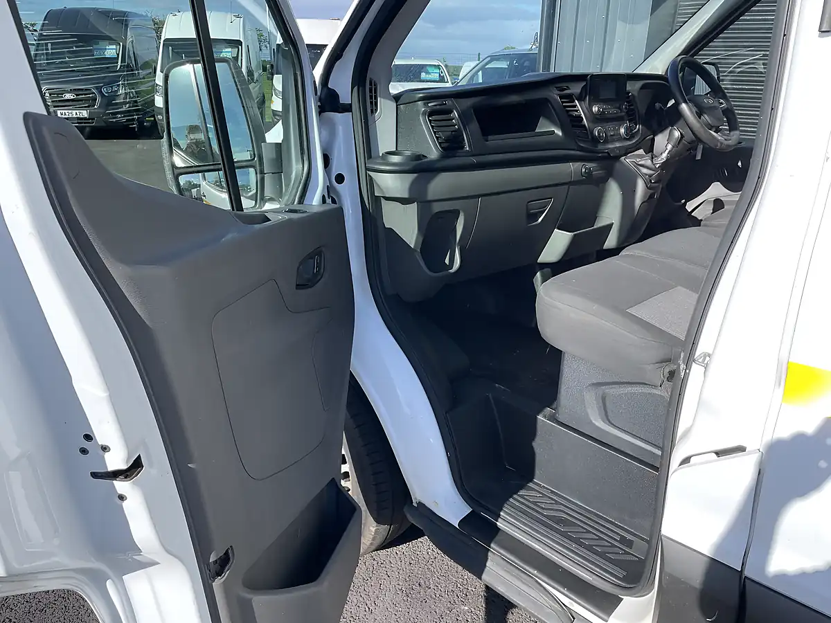Used 2020 Ford Transit Leader L2H2 White - Interior and Exterior details 12