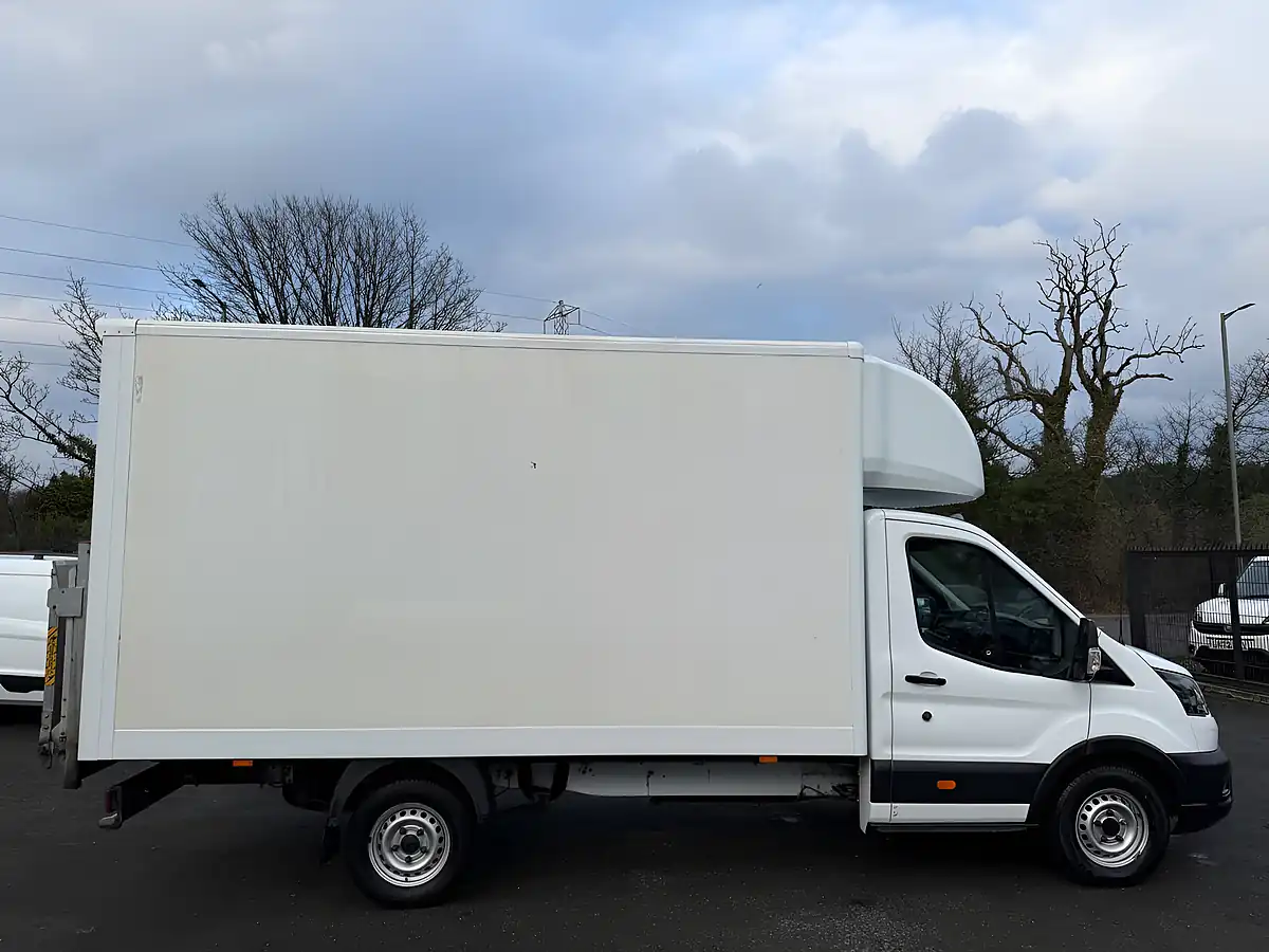 Used 2020 Ford Transit Leader Luton White - Interior and Exterior details 10