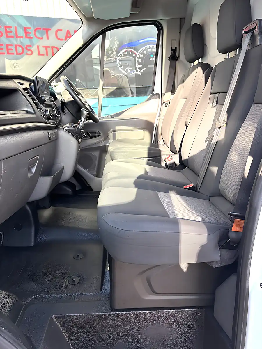 Used 2020 Ford Transit Leader White - Interior and Exterior details 7