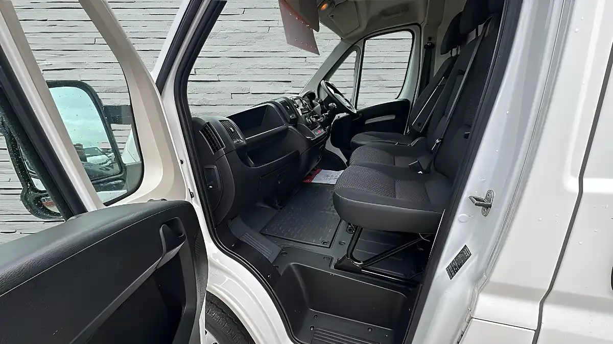Used 2020 Ford Transit Leader White - Interior and Exterior details 7