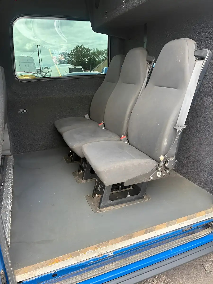 Used 2020 Ford Transit Trend Blue - Interior and Exterior details 7