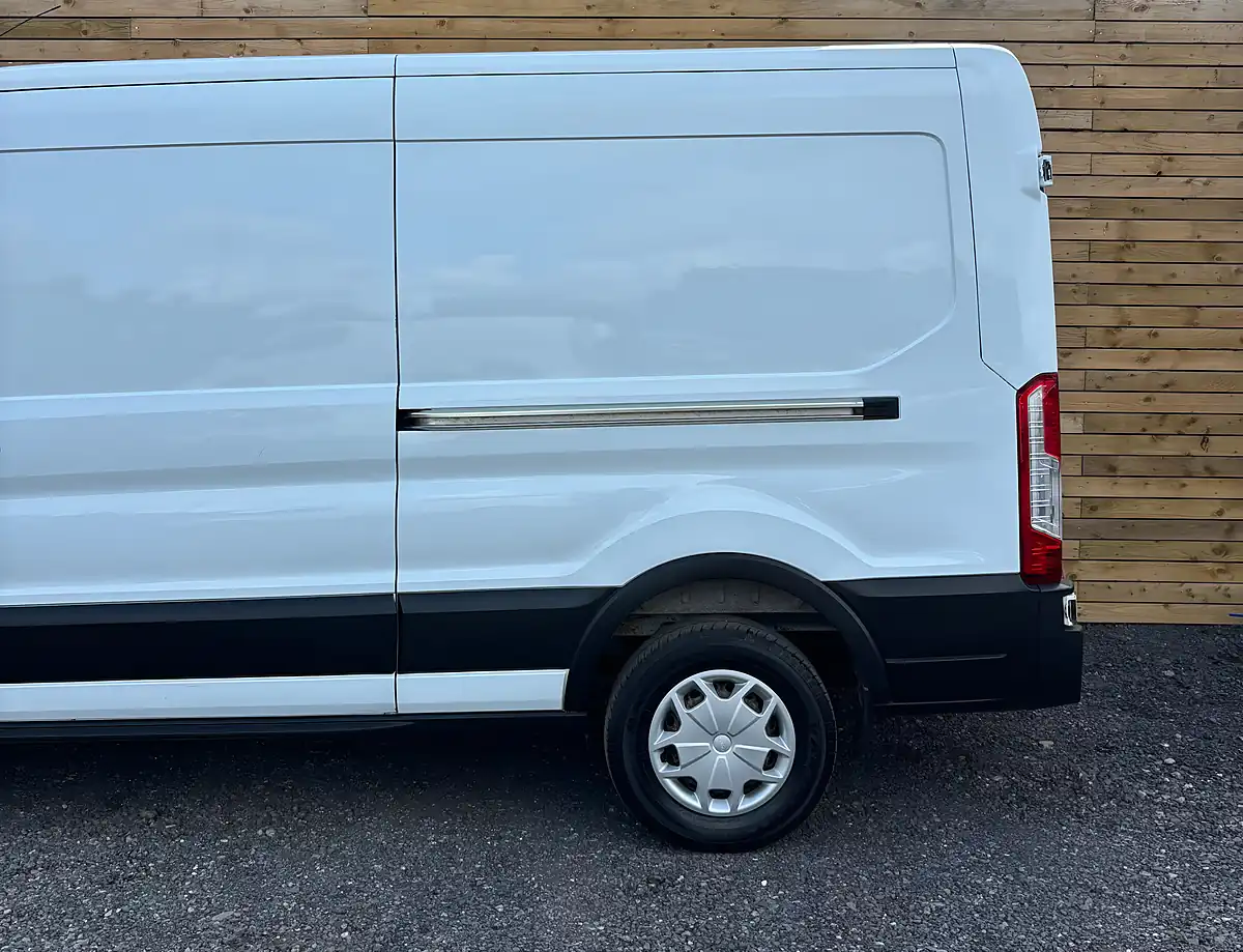 Used 2020 Ford Transit Trend White - Interior and Exterior details 10