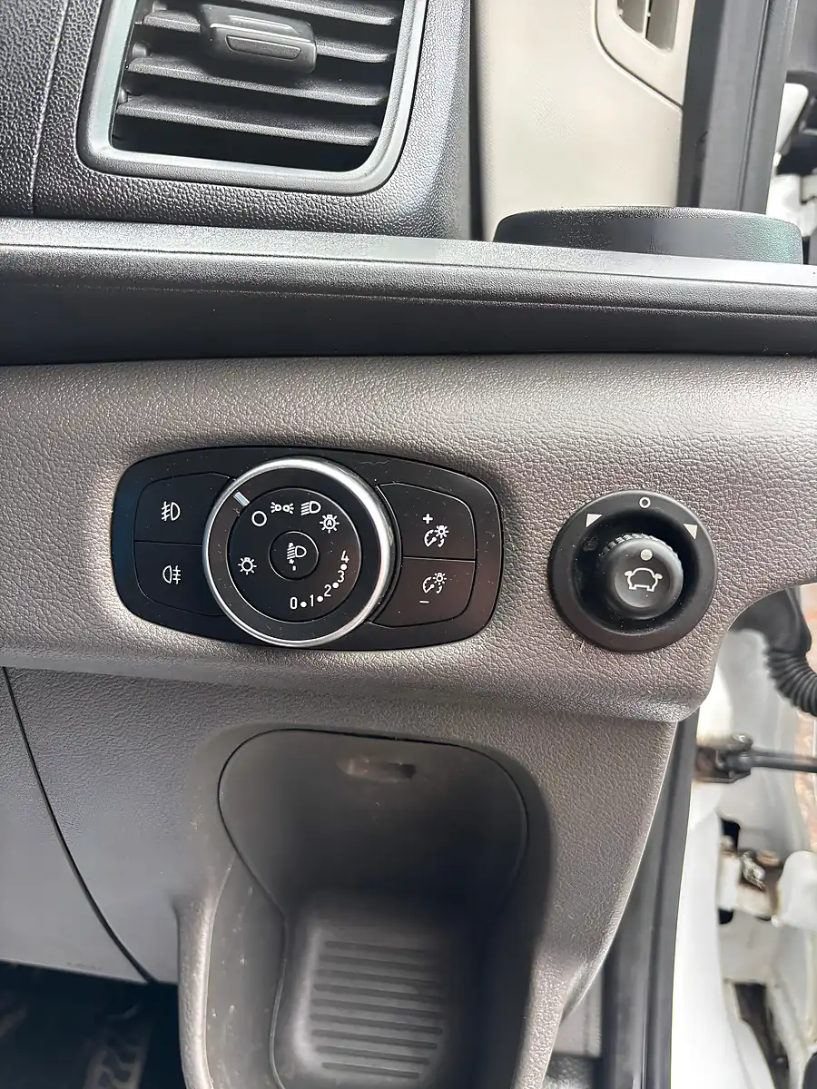 Used 2020 Ford Transit Trend White - Interior and Exterior details 13