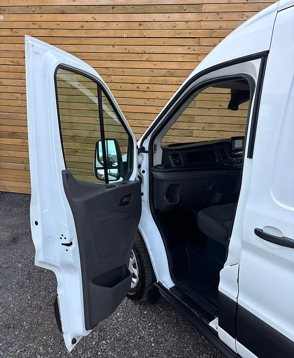 Used 2020 Ford Transit Trend White - Interior and Exterior details 16