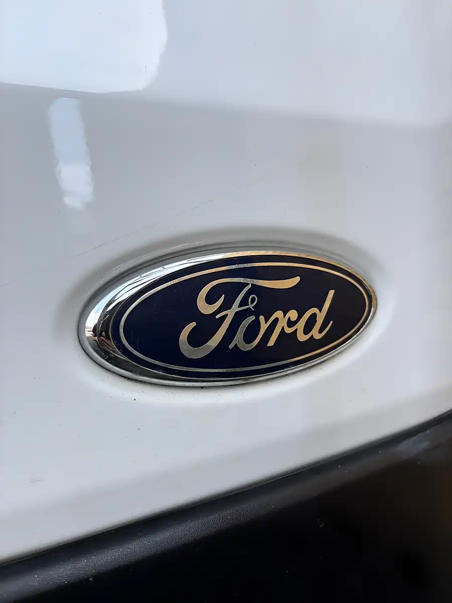 Used 2020 Ford Transit Trend White - Interior and Exterior details 20