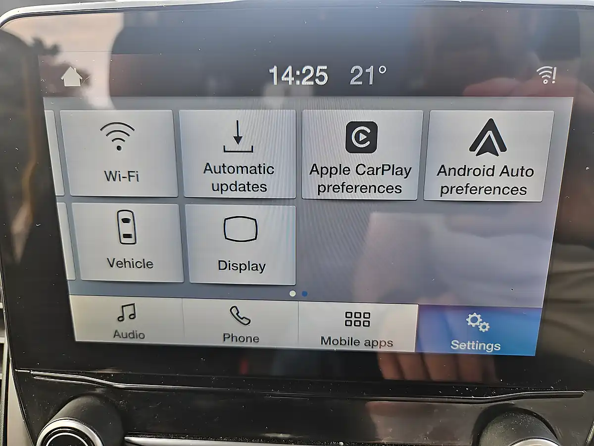 Used 2020 Ford Transit Trend White - Interior and Exterior details 14