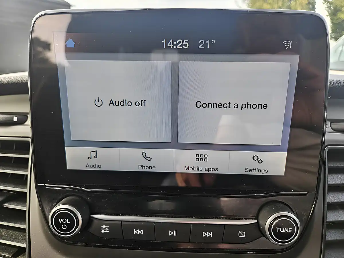 Used 2020 Ford Transit Trend White - Interior and Exterior details 15