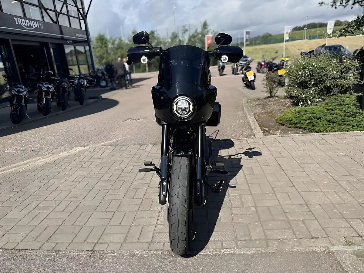 Used 2020 Harley-Davidson Fxlrs Low Rider S Black - Interior and Exterior details 4