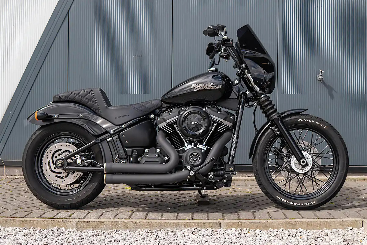Used 2020 Harley-Davidson Street Bob Fxbb Vivid Black - Interior and Exterior details 4
