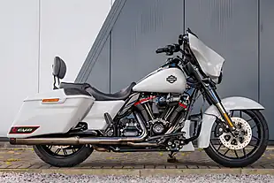 Used 2020 Harley-Davidson Street Glide Cvo Sand Dune - Interior and Exterior details 4