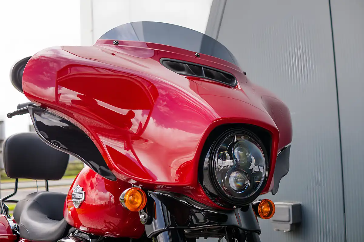 Used 2020 Harley-Davidson Street Glide Special Billiard Red - Interior and Exterior details 9