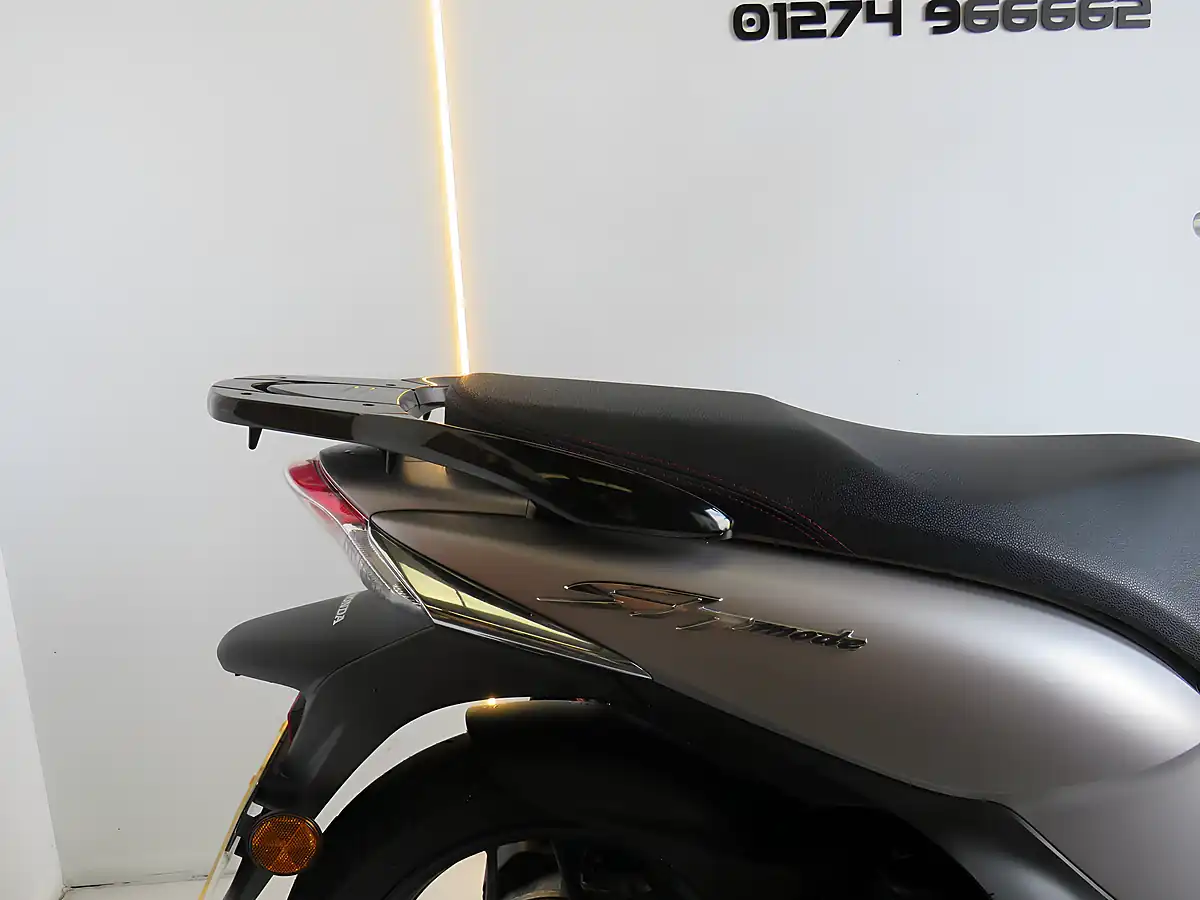 Used 2020 Honda ANC125 Sh Mode Silver - Interior and Exterior details 4