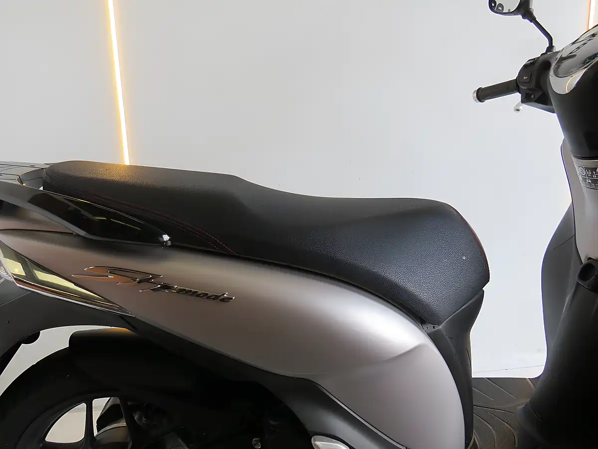 Used 2020 Honda ANC125 Sh Mode Silver - Interior and Exterior details 5