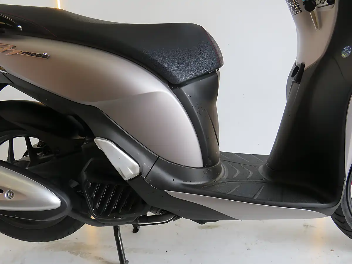 Used 2020 Honda ANC125 Sh Mode Silver - Interior and Exterior details 9