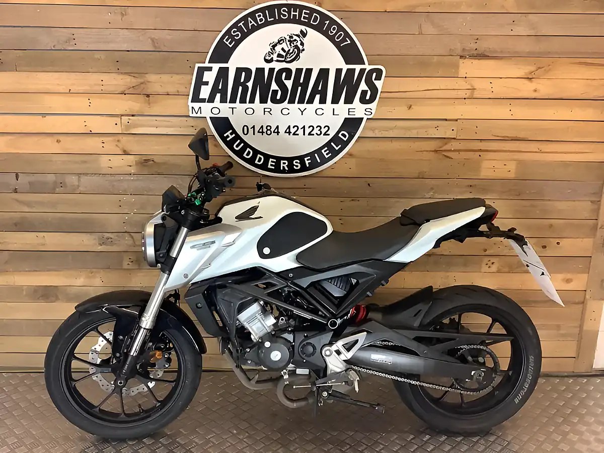 Used 2020 Honda Cb White - Interior and Exterior details 2