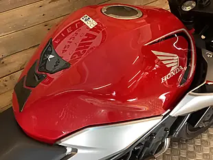 Used 2020 Honda CB500 Red - Interior and Exterior details 11