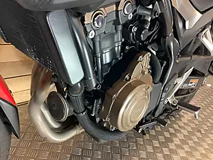 Used 2020 Honda CB500 Red - Interior and Exterior details 16