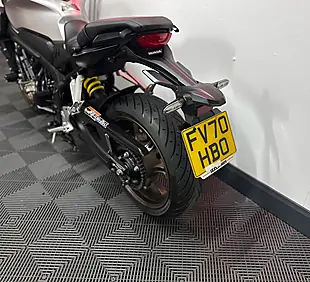Used 2020 Honda CB650R Naked Silver - Interior and Exterior details 18
