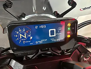 Used 2020 Honda CB650R Naked Silver - Interior and Exterior details 20