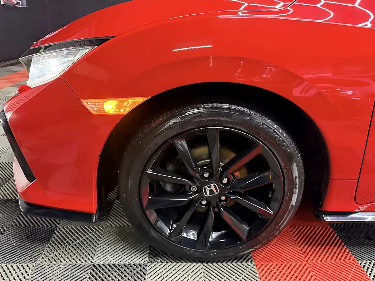 Used 2020 Honda Civic Ex Sport Line Red - Interior and Exterior details 14