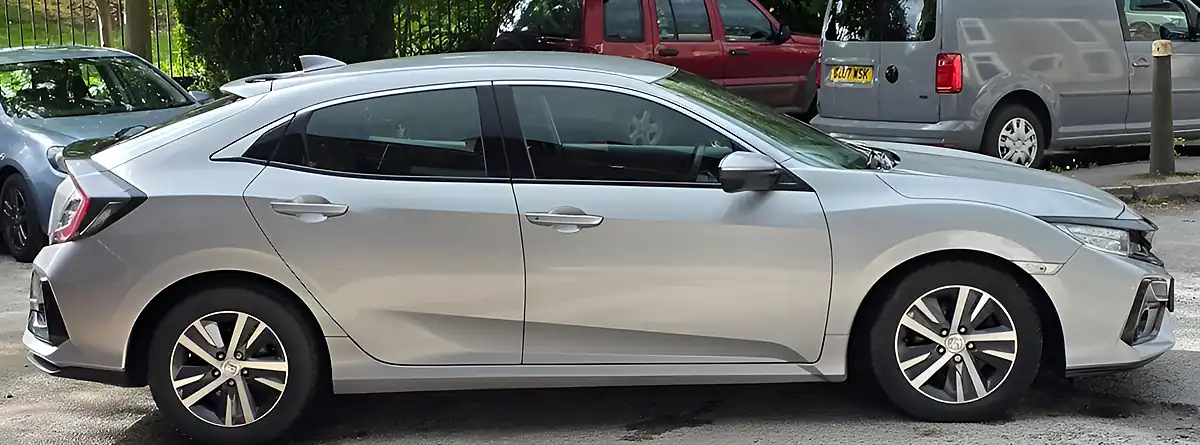 Used 2020 Honda Civic S Silver - Interior and Exterior details 9