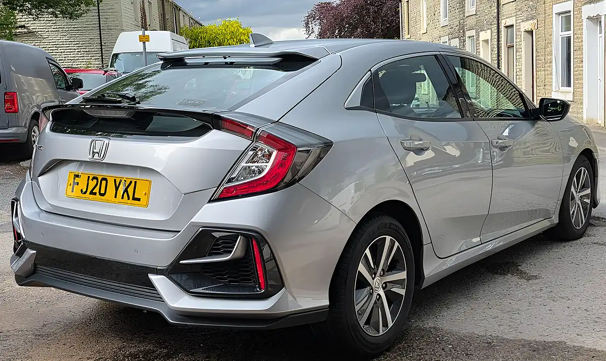 Used 2020 Honda Civic S Silver - Interior and Exterior details 6
