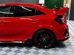 Used 2020 Honda Civic Type R GT Red - Interior and Exterior details 17