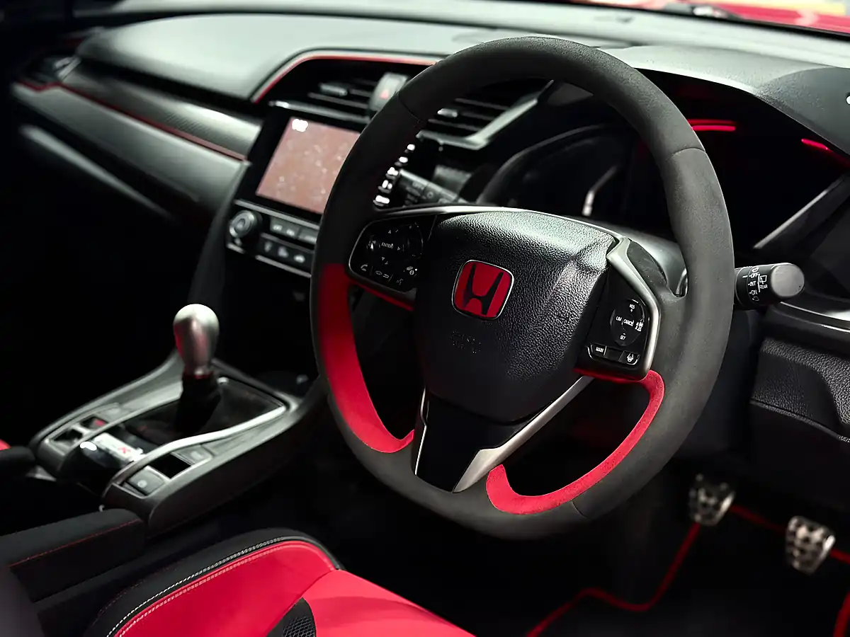Used 2020 Honda Civic Type R GT Red - Interior and Exterior details 4
