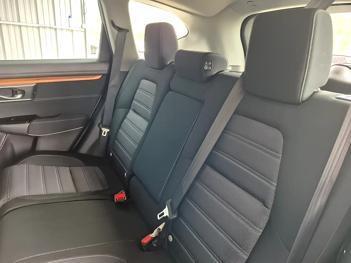 Used 2020 Honda Cr-V Se Blue - Interior and Exterior details 16