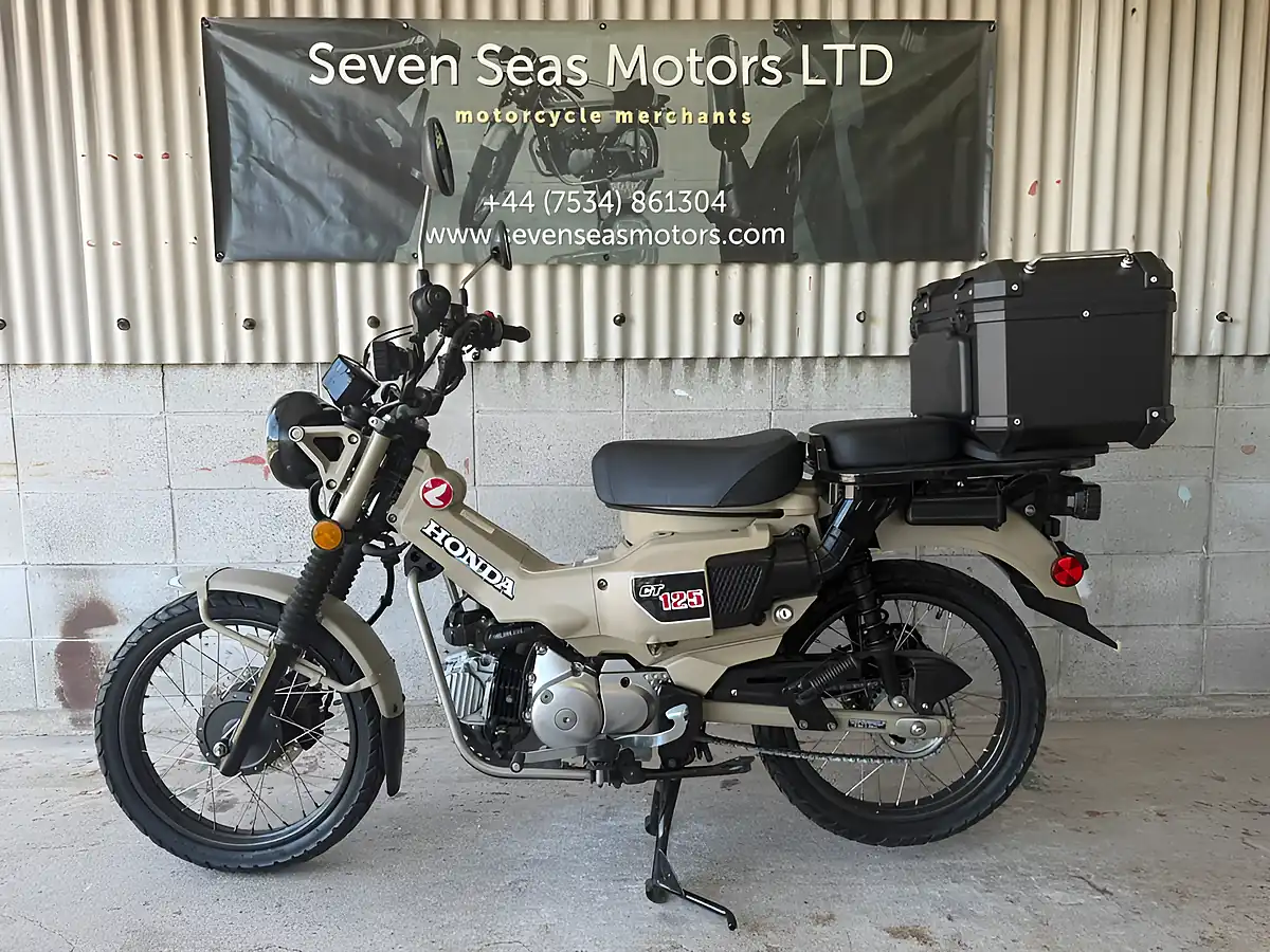 Used 2020 Honda CT125 Hunter Cub Tan - Interior and Exterior details 5
