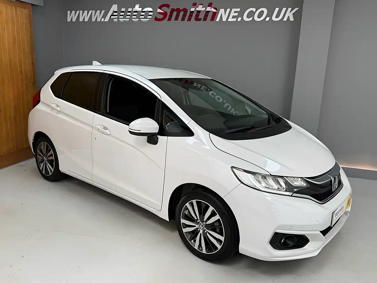 Used 2020 Honda Jazz Ex Navi White - Interior and Exterior details 10