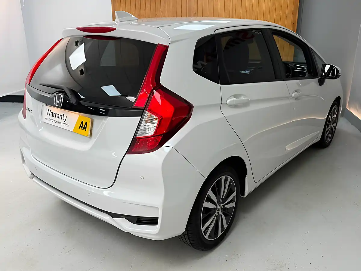 Used 2020 Honda Jazz Ex Navi White - Interior and Exterior details 15