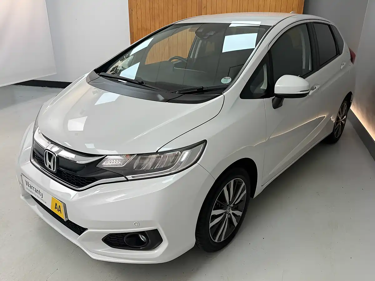Used 2020 Honda Jazz Ex Navi White - Interior and Exterior details 6