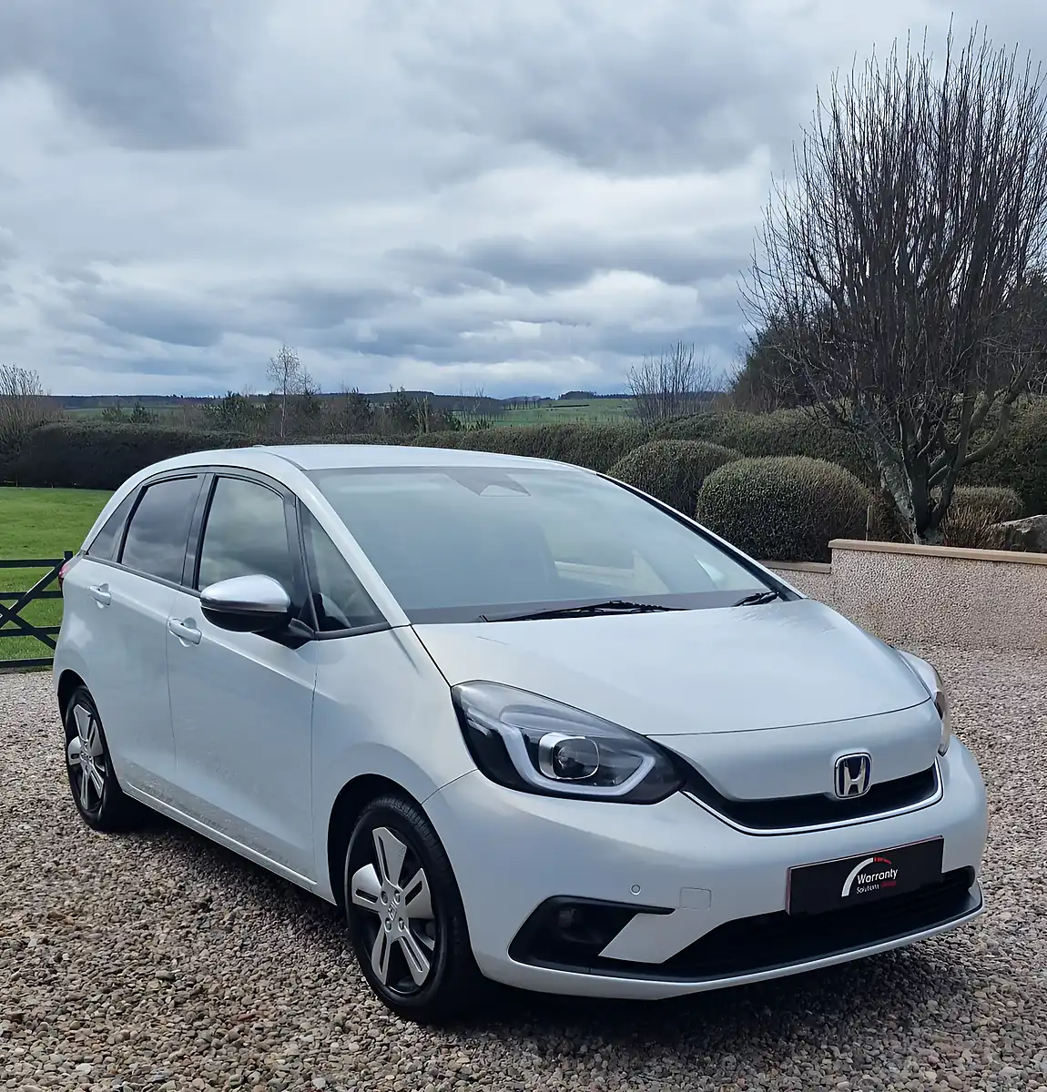 Used 2020 Honda Jazz Ex White - Interior and Exterior details 11