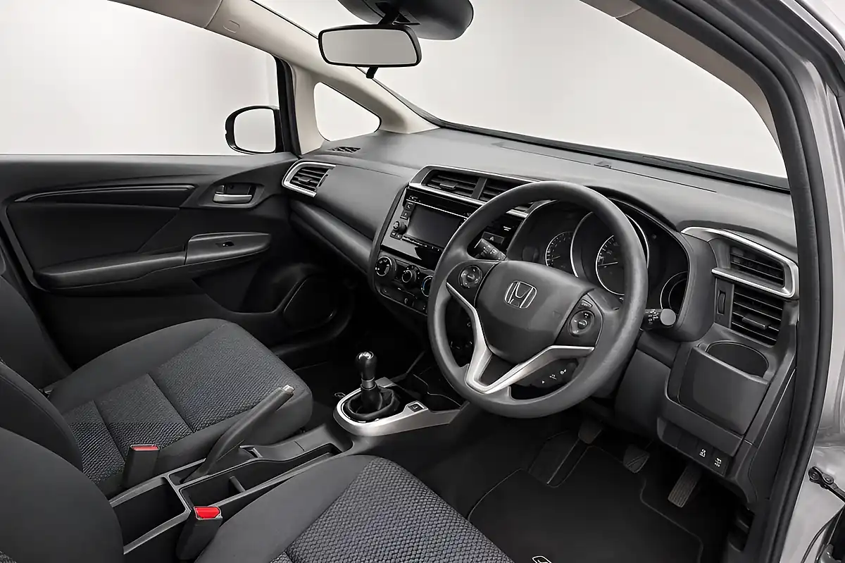 Used 2020 Honda Jazz S Grey - Interior and Exterior details 7