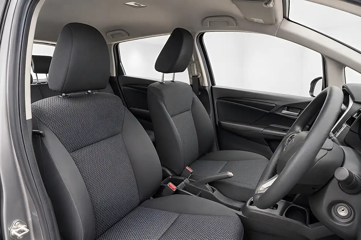 Used 2020 Honda Jazz S Grey - Interior and Exterior details 8