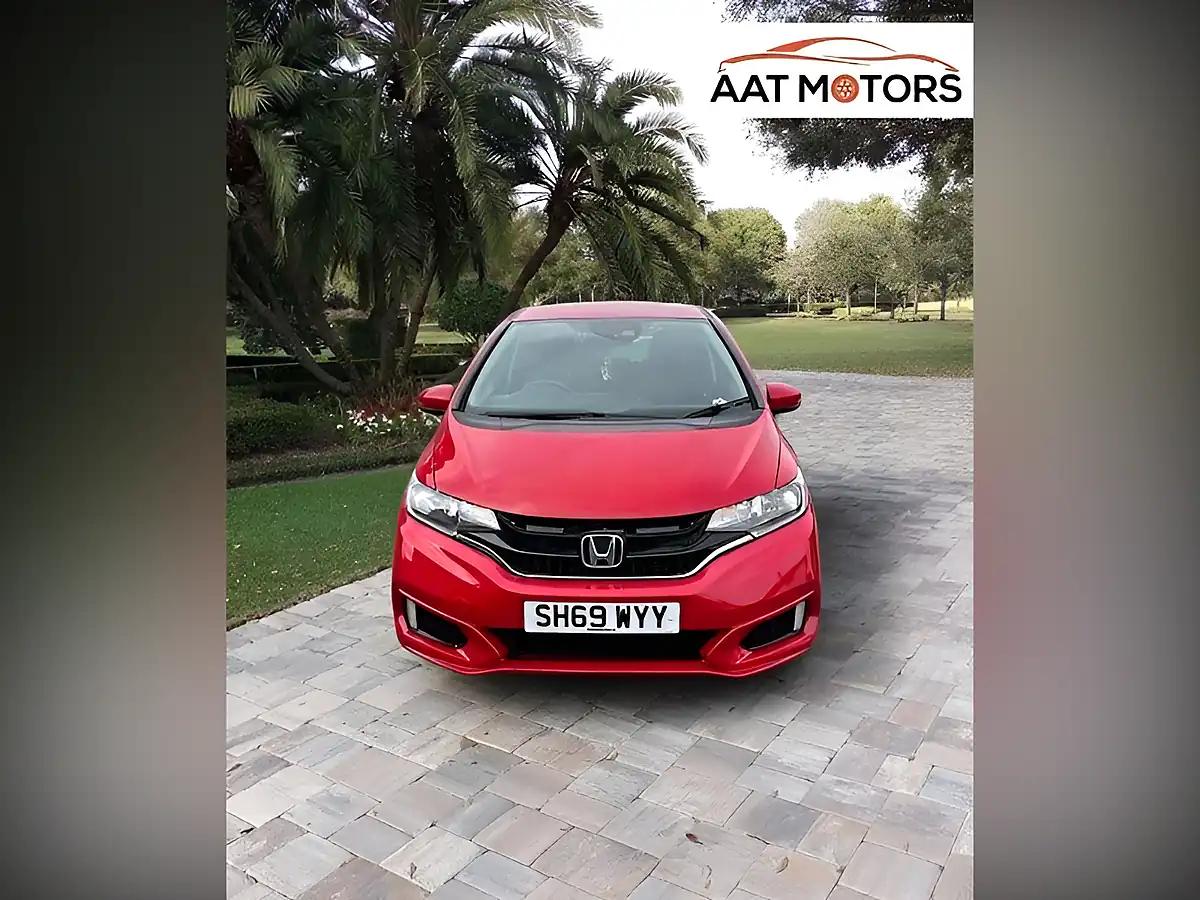 Used 2020 Honda Jazz S Red - Interior and Exterior details 8