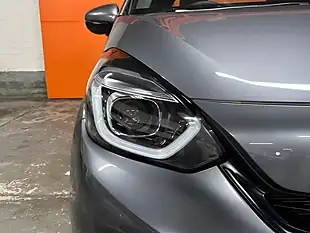 Used 2020 Honda Jazz Se Grey - Interior and Exterior details 14