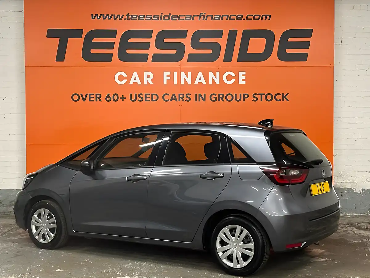 Used 2020 Honda Jazz Se Grey - Interior and Exterior details 6