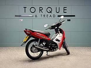 Used 2020 Honda Wave Cx Red - Interior and Exterior details 3