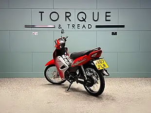 Used 2020 Honda Wave Cx Red - Interior and Exterior details 6